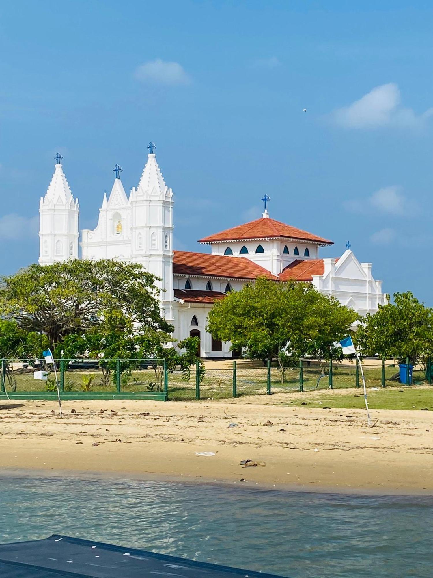 Villa Sethawadi Hotel And Kitesurf Centre Калпития Экстерьер фото